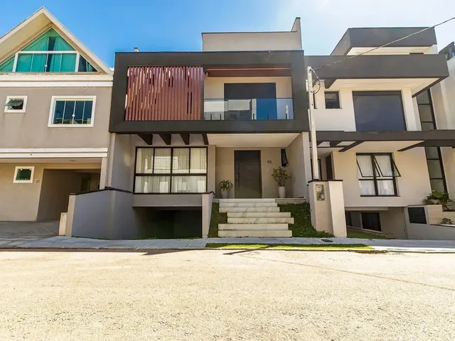 Imagem: Casa À Venda Mobiliada com 4 Quartos, Curitiba