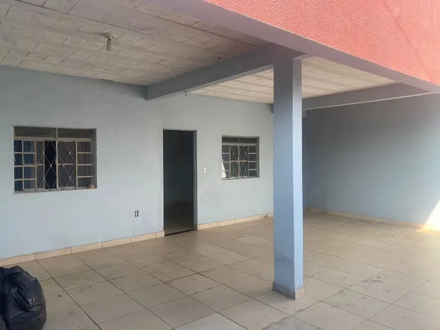 Imagem: Excelente Casa 2 Quartos e com Garagem Bairro