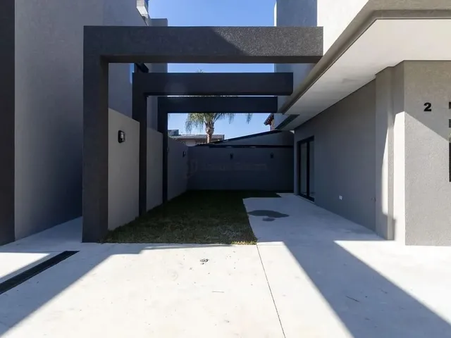 Imagem 6: Sobrado Triplex a Venda no Bairro Hauer