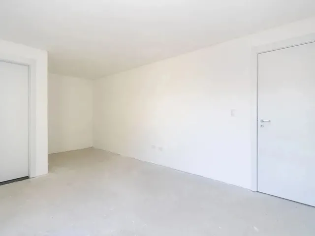 Imagem 11: Sobrado Triplex a Venda no Bairro Hauer