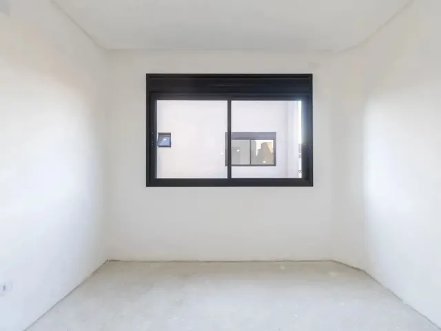 Imagem 15: Sobrado Triplex a Venda no Bairro Hauer