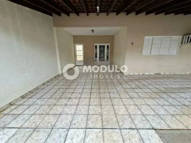 Imagem: Casa Disponivel para Locação no Bairro
