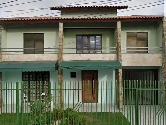 Imagem: Casa em Rua Lamartine Babo - Xaxim - Curitiba/Pr