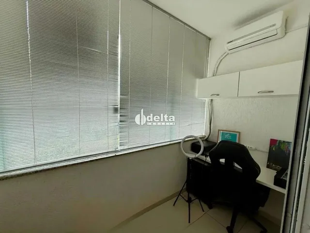Imagem 7: Casa Mobiliada com 4 Quartos Sendo 2 Suítes Disponível para Locação no Bairro Gávea