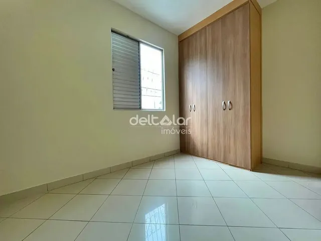 Imagem 2: Apartamento para Locação com 2 Quartos, Armários e Uma Vaga, Itapoã, Belo Horizonte