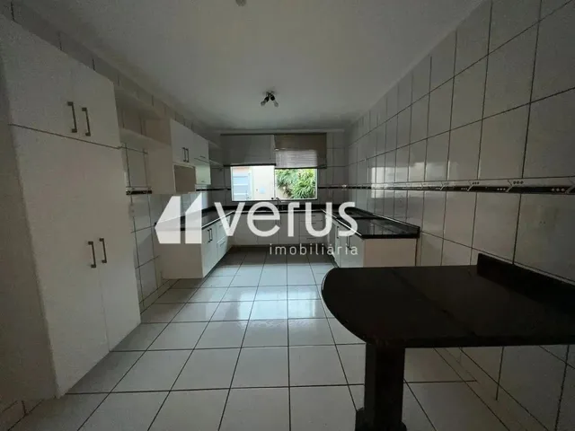 Imagem 12: Casa no Bairro Granada 200M² com 02 Suítes - Uberlândia - Mg