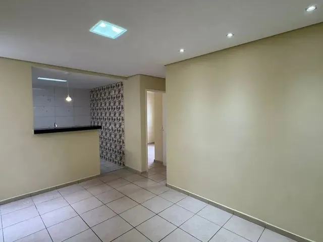 Imagem: Apartamento 02 Quartos na Av. Marte