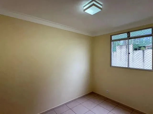 Imagem 2: Apartamento 02 Quartos na Av. Marte