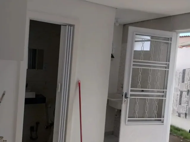 Imagem 2: Kitnet/ Aluguel Casa em condomínio com 1 dormitório