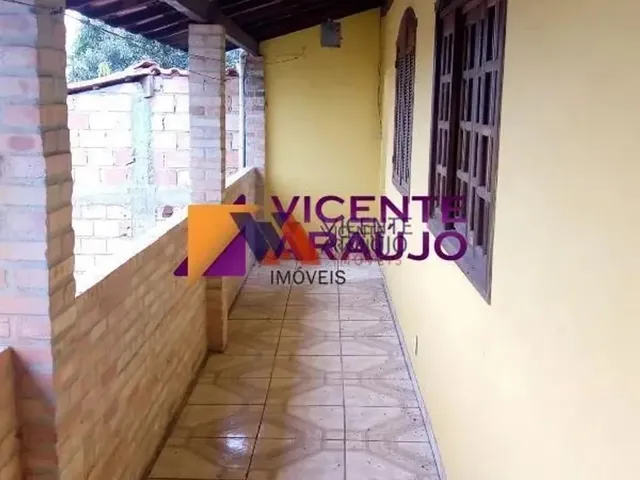 Imagem 3: Casa Colonial com 3 Quartos, Suíte, Varanda e Amplo Quintal no Bairro Niterói - Betim