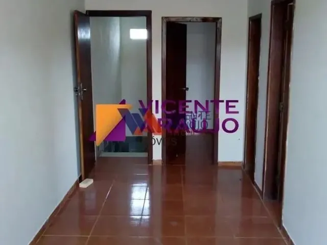 Imagem 4: Casa Colonial com 3 Quartos, Suíte, Varanda e Amplo Quintal no Bairro Niterói - Betim