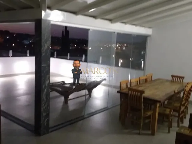 Imagem: Òtima Casa de 04 Quartos no Castelo!