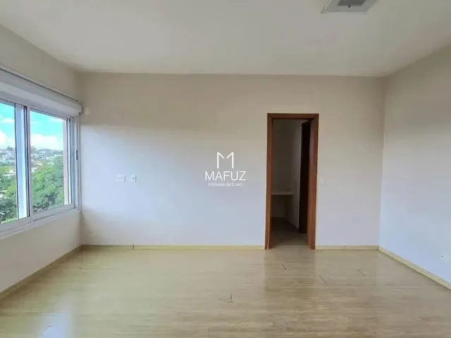 Imagem 11: Casa para Aluguel com 4 Quartos (1 Suíte Master), Vista para Lagoa e Varanda Gourmet