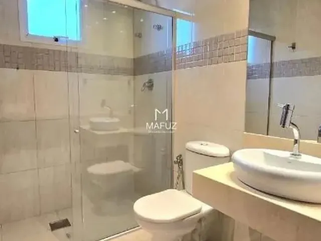 Imagem 8: Casa para Aluguel com 4 Quartos (1 Suíte Master), Vista para Lagoa e Varanda Gourmet