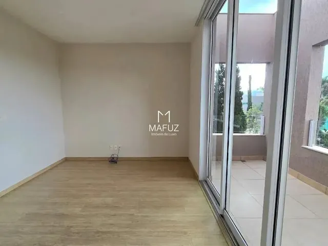 Imagem 14: Casa para Aluguel com 4 Quartos (1 Suíte Master), Vista para Lagoa e Varanda Gourmet