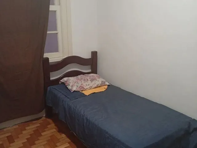 Imagem 3: Alugo Quarto Quarto com aluguel por R$1.000 /mês