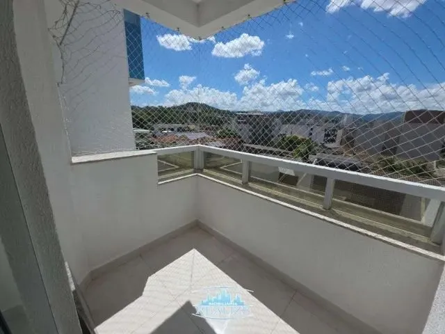 Imagem 5: Cód 4668 - Aluga Apartamento no Bairro Iguaçu, 03 Quartos, Sendo Uma Suíte com Guarda