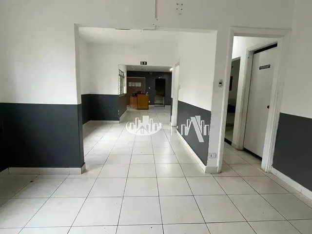 Imagem 4: Casa com 3 Quartos para Alugar, 250 M² por R$ 3.800/Mês - Centro - Londrina/Pr