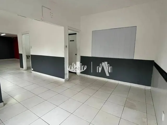 Imagem 3: Casa com 3 Quartos para Alugar, 250 M² por R$ 3.800/Mês - Centro - Londrina/Pr