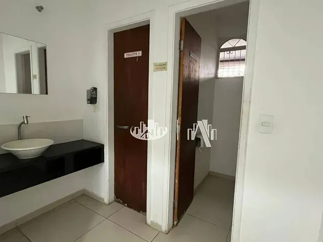 Imagem 10: Casa com 3 Quartos para Alugar, 250 M² por R$ 3.800/Mês - Centro - Londrina/Pr