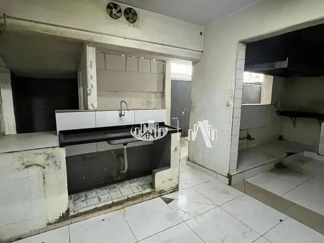 Imagem 15: Casa com 3 Quartos para Alugar, 250 M² por R$ 3.800/Mês - Centro - Londrina/Pr