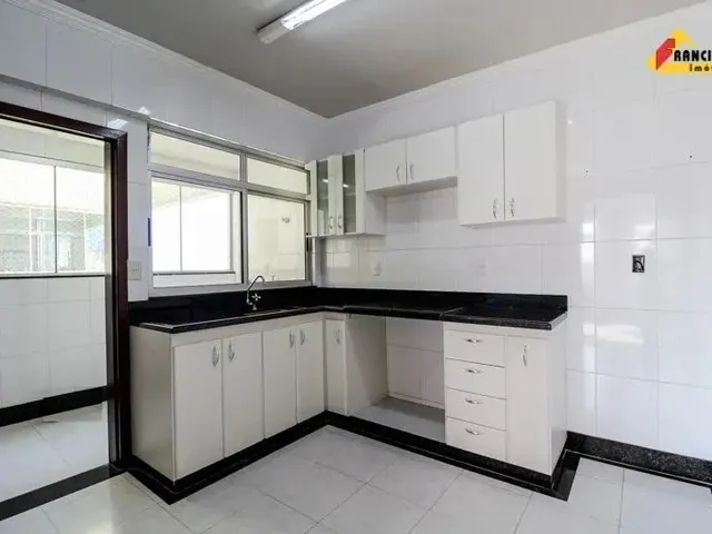 Imagem 12: Apartamento Cobertura para Aluguel, 5 Quartos, 1 Suíte, 2 Vagas, Centro - Divinópolis/Mg