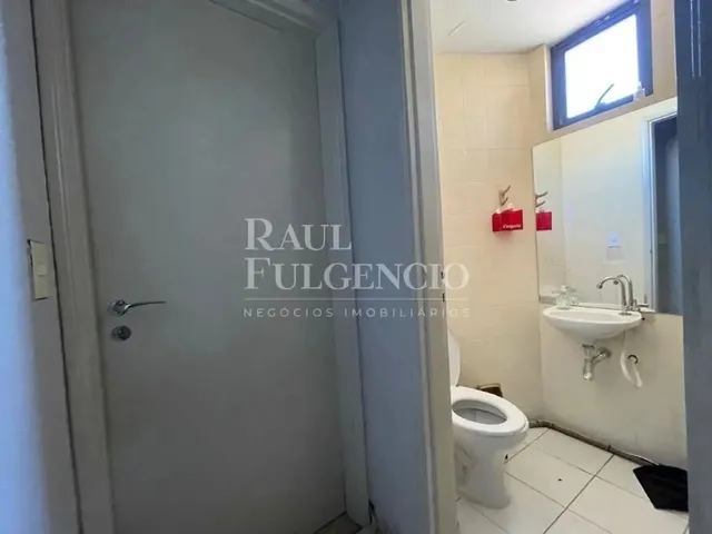 Imagem 7: Sala Comercial para Venda no Centro de Londrina, 77 M ² Útil com 01 Vaga de Garagem