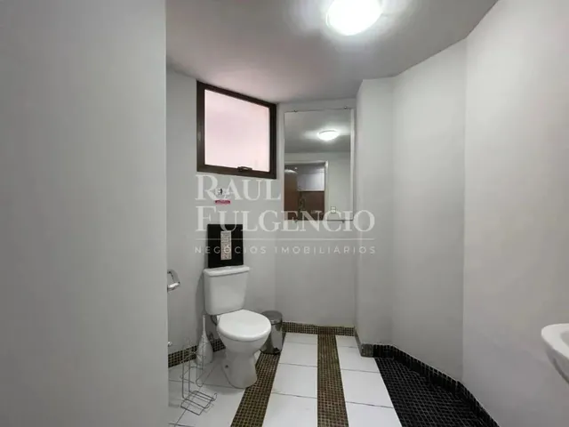 Imagem 15: Sala Comercial para Venda no Centro de Londrina, 77 M ² Útil com 01 Vaga de Garagem