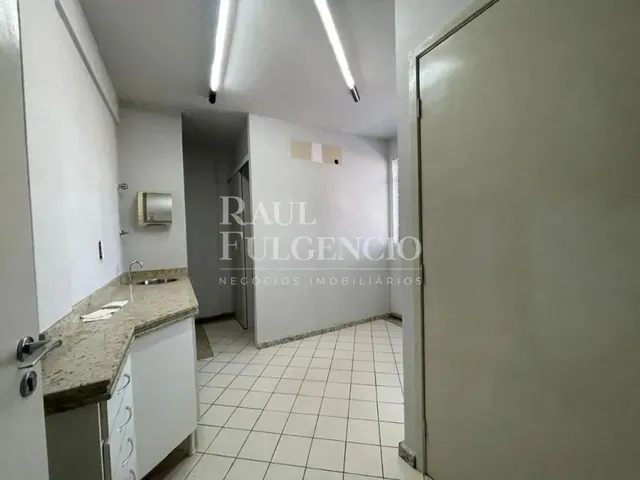 Imagem 9: Sala Comercial para Venda no Centro de Londrina, 77 M ² Útil com 01 Vaga de Garagem