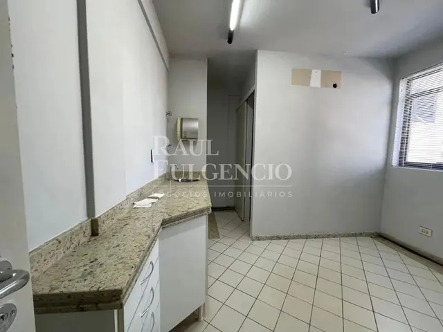 Imagem 12: Sala Comercial para Venda no Centro de Londrina, 77 M ² Útil com 01 Vaga de Garagem