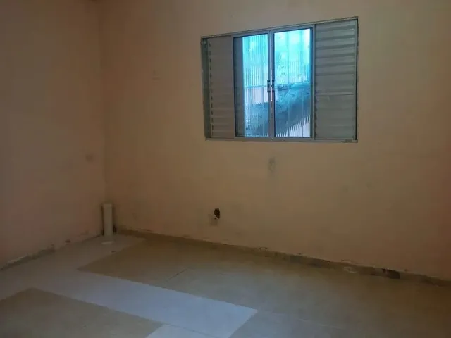 Imagem 2: Casa no Santos Dumont com Segurança e Tranquilidade Perto de Tudo Que Precisa