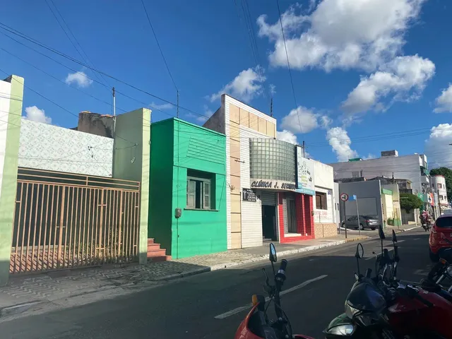 Imagem: Casa para Venda, Excelente para Cínicas
