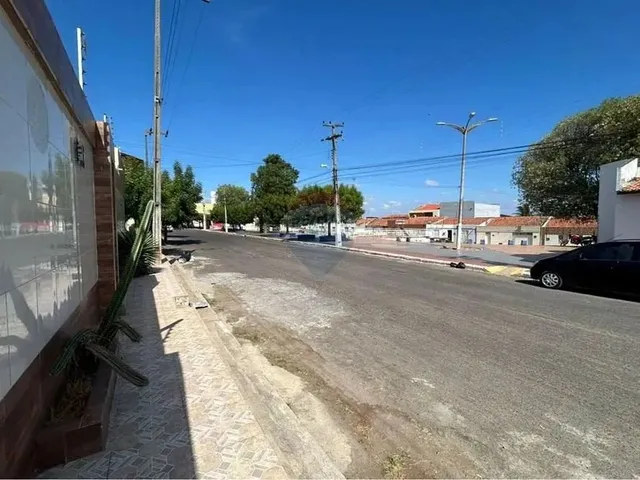 Imagem 5: Casa de 3 Quartos, Deck com Piscina e Churrasqueira, em Iguatu/Ce