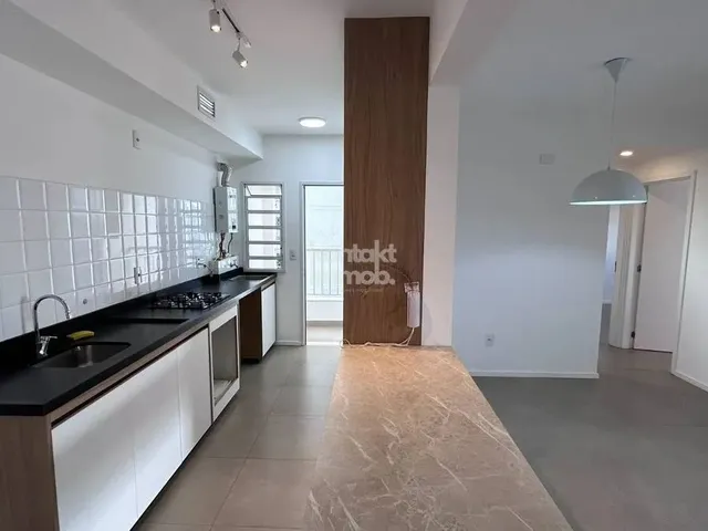 Imagem: O apartamento possui 2 Dormitórios, 2 Banheiros, 2 Vagas