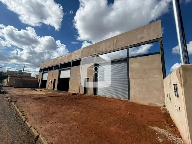 Imagem: Loja Comercial para Locação no Bairro