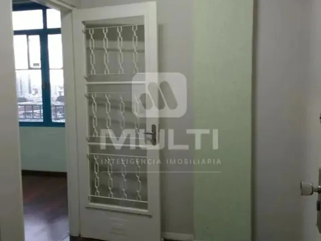 Imagem 5: Sala - Centro Galpão / depósito com aluguel por R$830 /mês