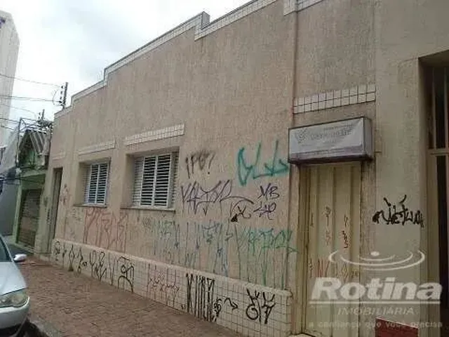 Imagem: Casa para Alugar, 3 Quartos, Centro - Uberlândia/Mg