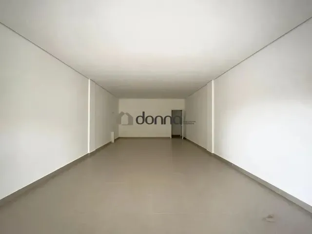 Imagem: Loja Comercial 62,15 M² no Edifício Evros