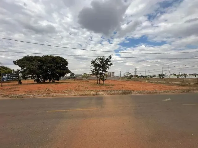 Imagem: Vendo Terreno Lote com 774,73 Frente Pista