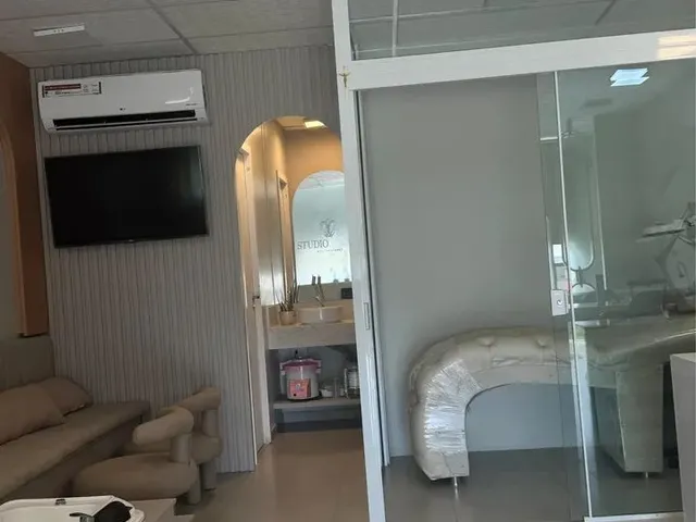 Imagem 2: Studio de Unha Lash em Funcionamento