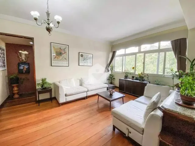 Imagem 10: Apartamento À Venda com 4 Quartos, 169M² - Centro - Petrópolis/Rj