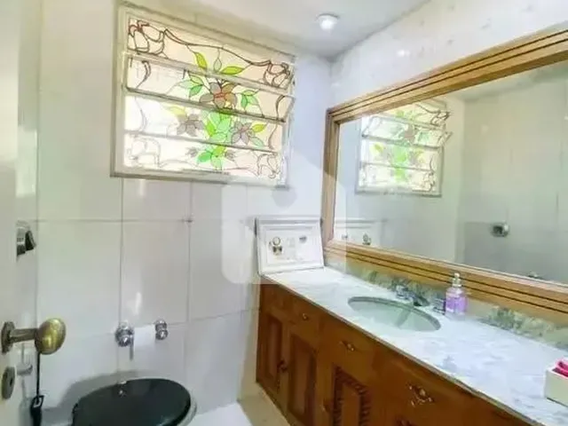 Imagem 12: Apartamento À Venda com 4 Quartos, 169M² - Centro - Petrópolis/Rj