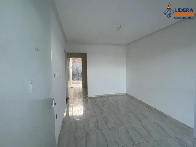 Imagem: Casa residencial para Venda em rua pública
