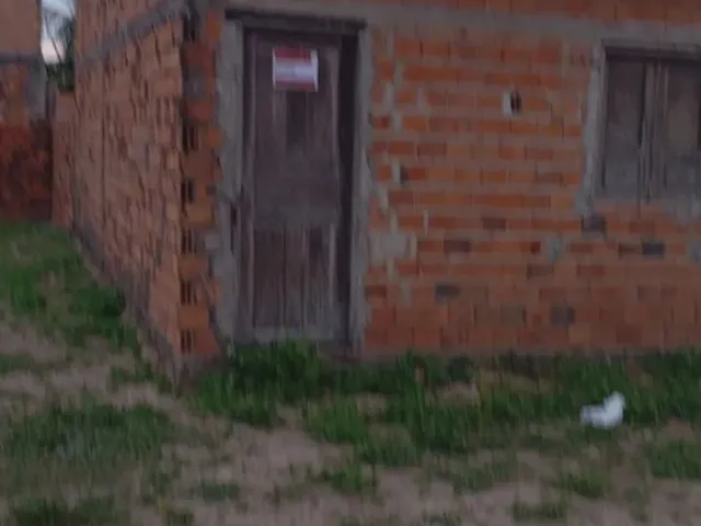 Imagem 2: Vendo Casa com 2 Quartos , Sala Cozinha e Banheiro Sem Reboco , no Bairro Novo Paço