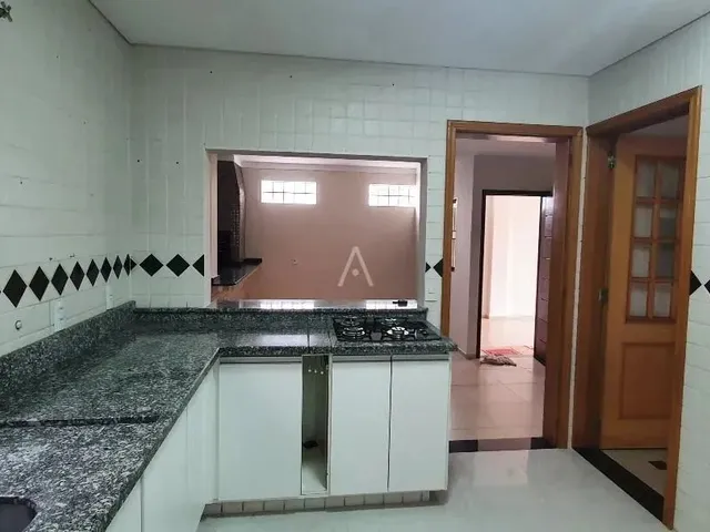 Imagem 11: Sobrado para Locação no Coqueiral em Cascavel