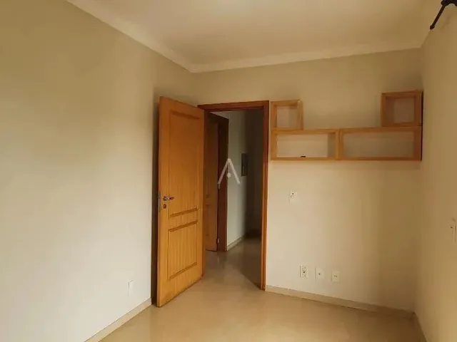 Imagem 2: Sobrado para Locação no Coqueiral em Cascavel