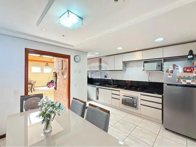 Imagem 4: Casa com 4 Dormitórios, Sendo Duas Suítes, 120M² Privativos, Espaço Gourmet, Spa Com