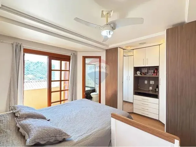 Imagem 2: Casa com 4 Dormitórios, Sendo Duas Suítes, 120M² Privativos, Espaço Gourmet, Spa Com