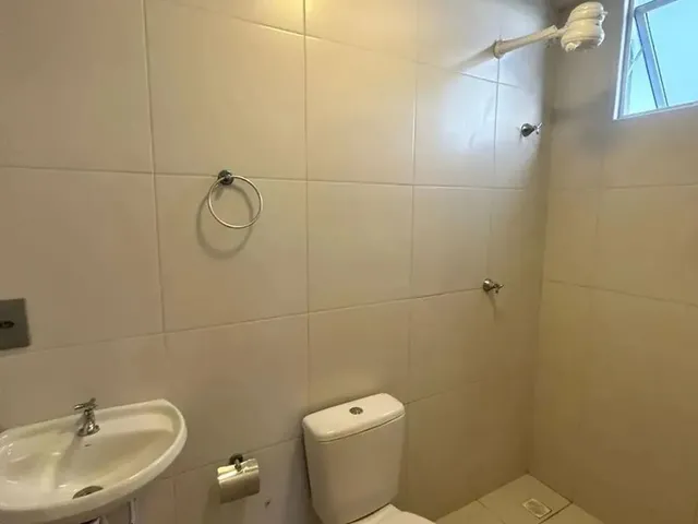 Imagem 2: Imóvel para Aluguel Possui 132 Metros Quadrados com 3 Quartos em Ponta D&Amp;Apos;Areia