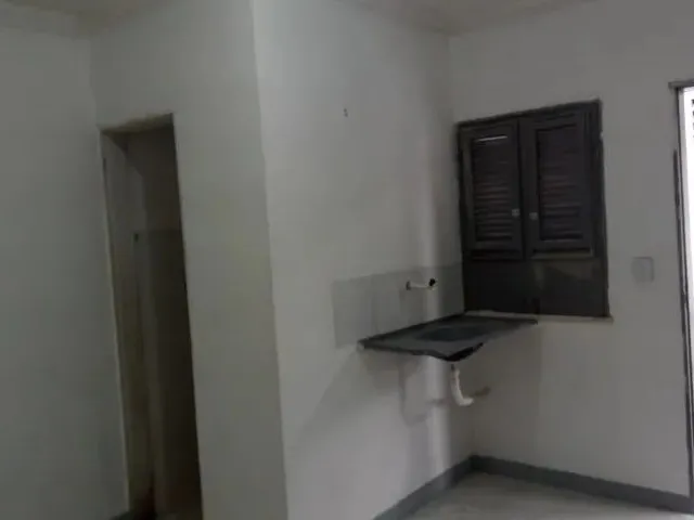 Imagem: Alugo Quarto com Banheiro, Tirirical 350